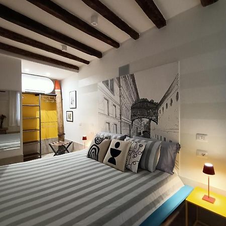 Casanova Venezia - Rialto Artistic Apartment エクステリア 写真