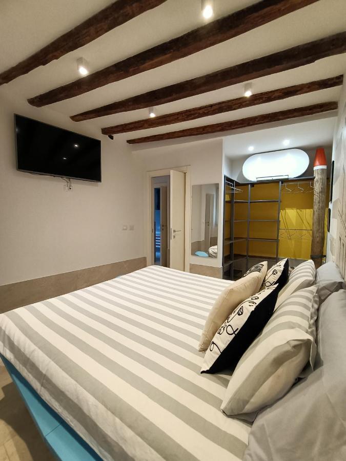 Casanova Venezia - Rialto Artistic Apartment エクステリア 写真